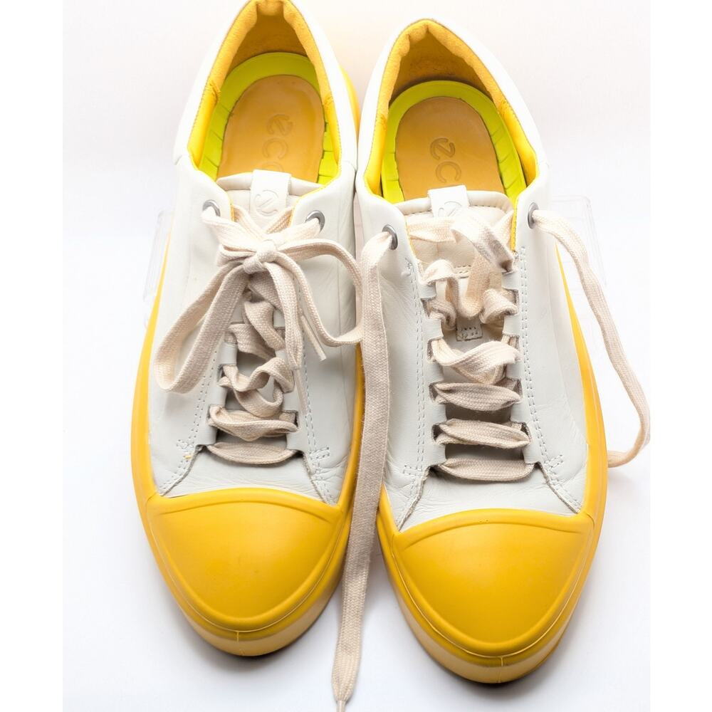 ECCO Womens Low Top Sneakers 9 White Yellow Leather Lace Up Comfort Casual READ